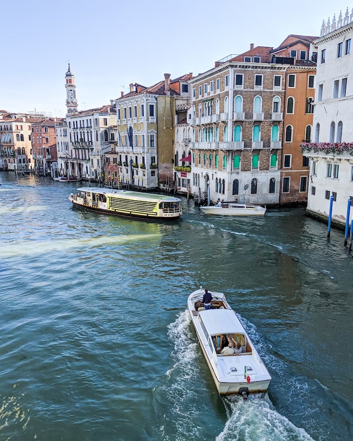 water taxis and vaporettos