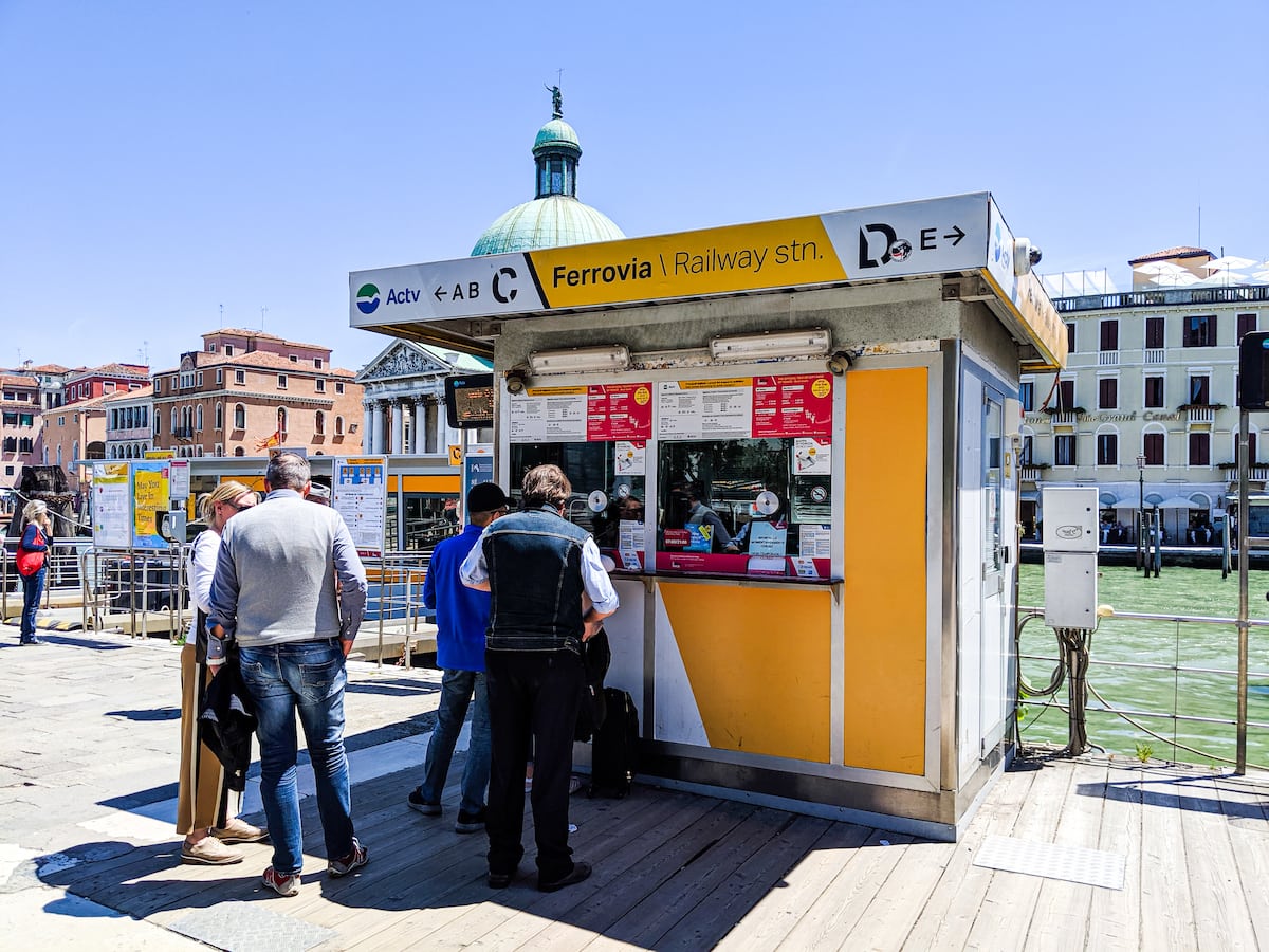 vaporetto ticket office