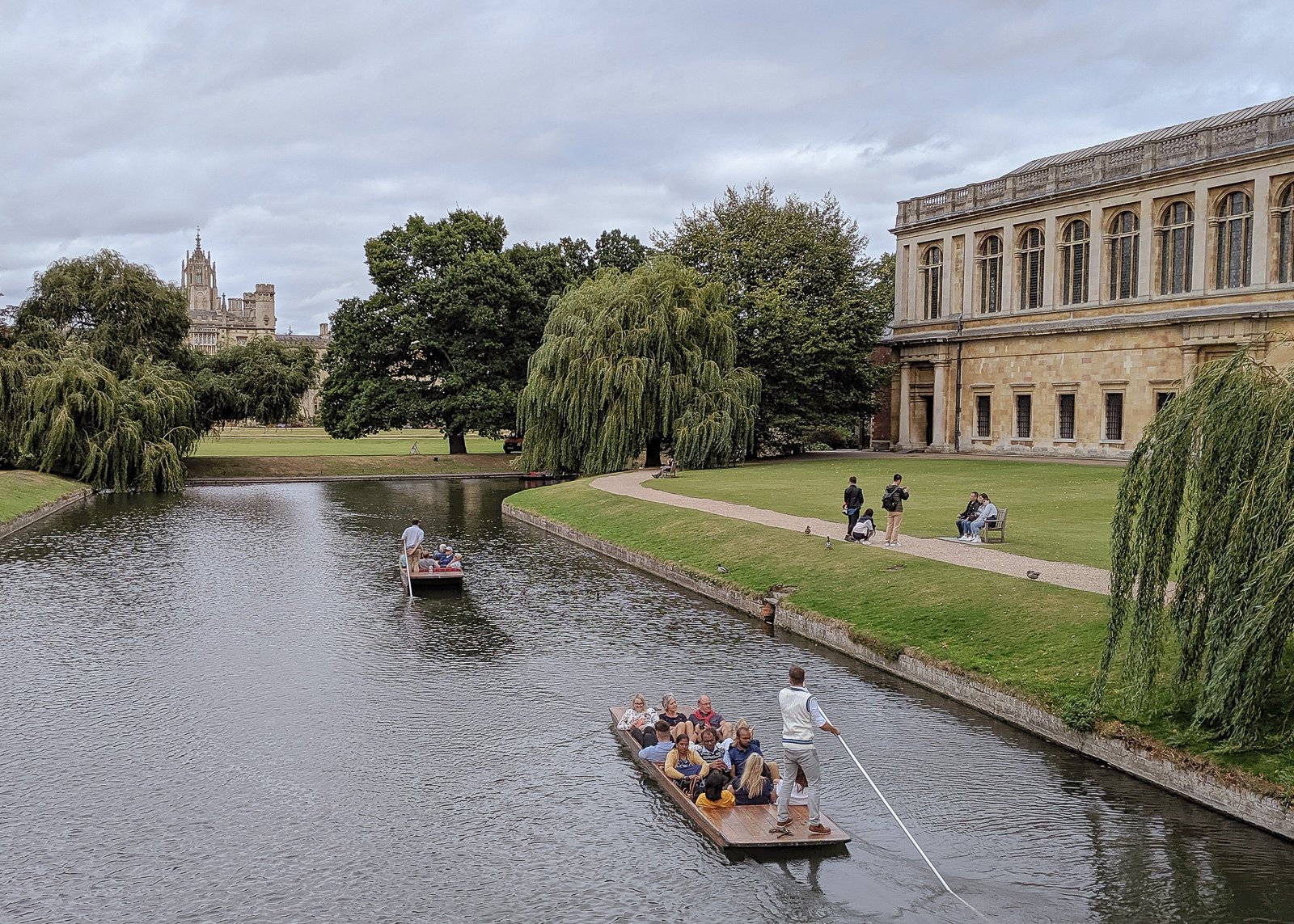 visit cambridge or oxford