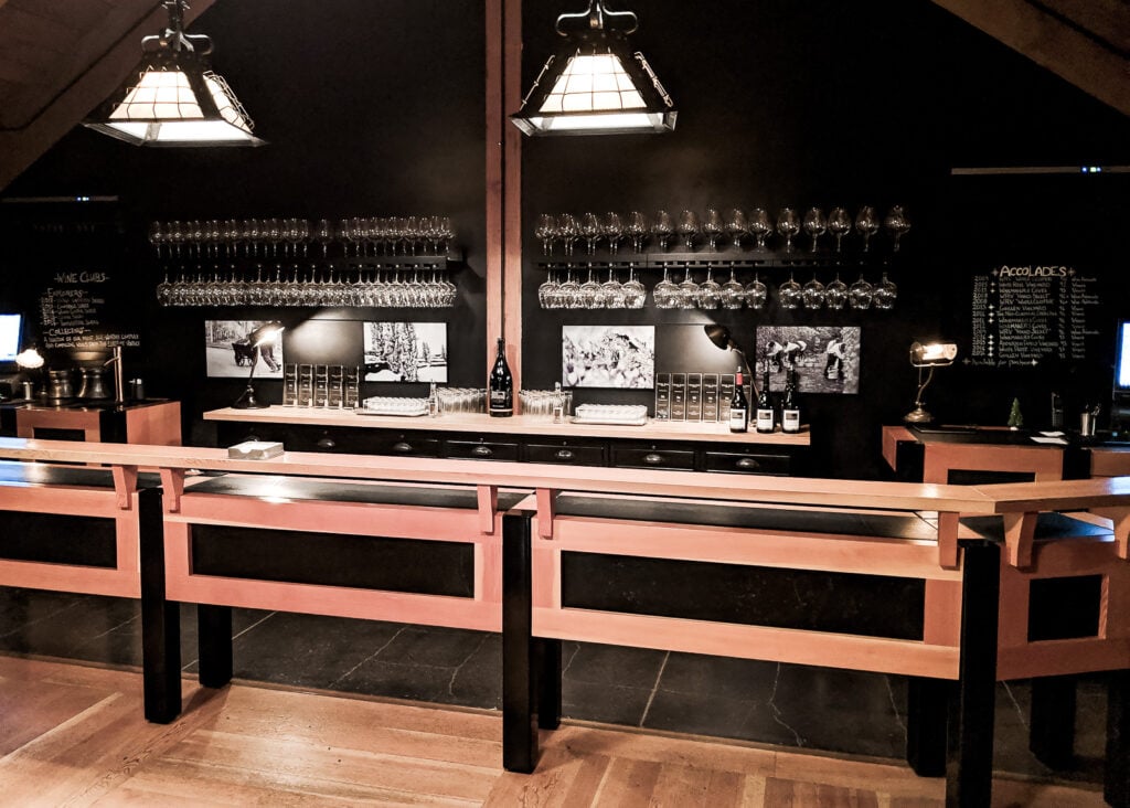 10 Best Willamette Valley Wineries | TOP Picks From a Local! • Abroad ...