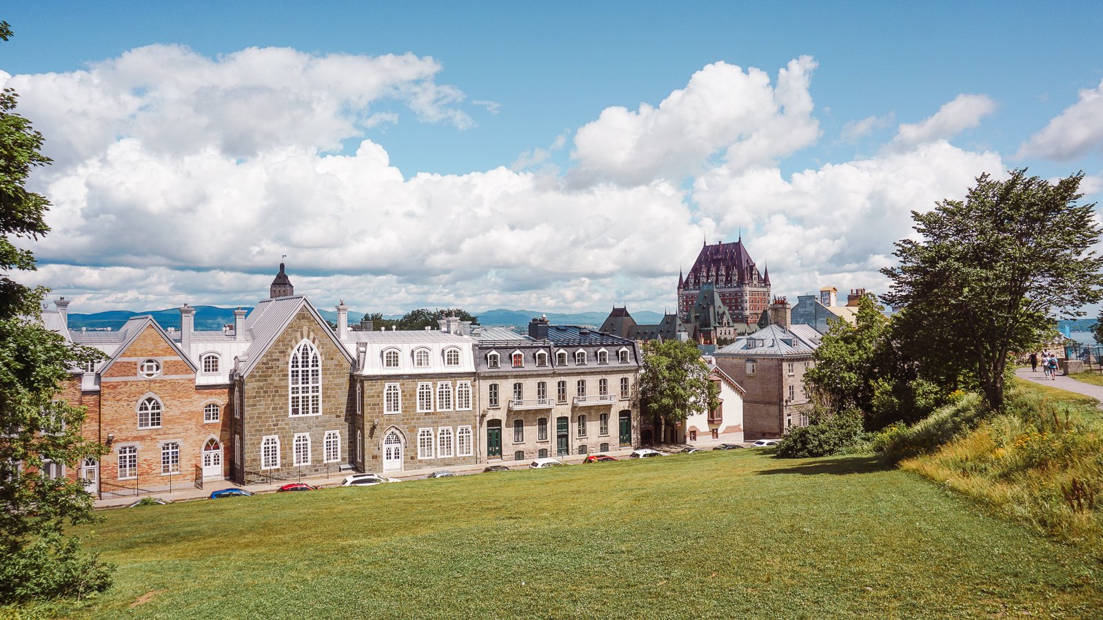 quebec city vs montreal