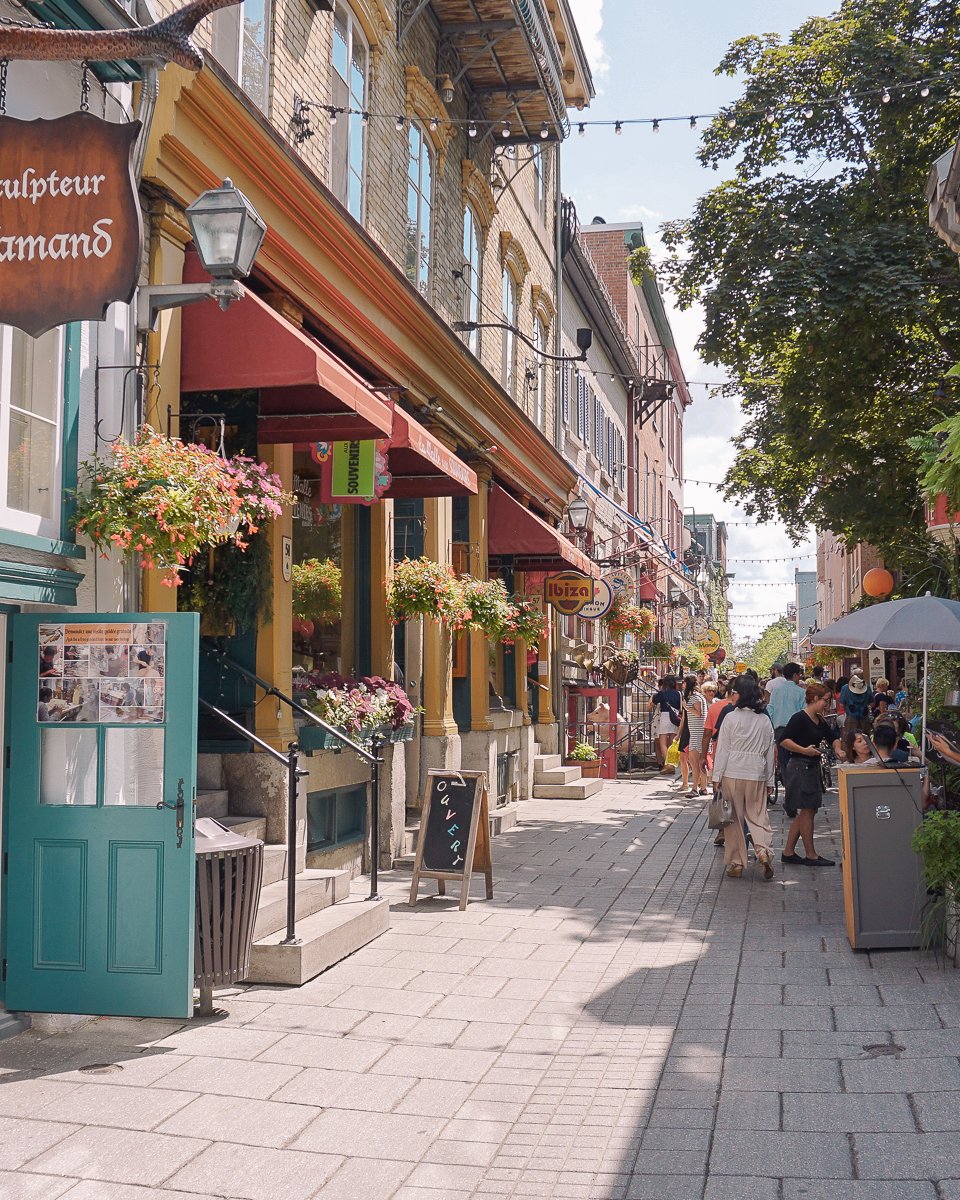 Rue de Petit Champlain quebec city