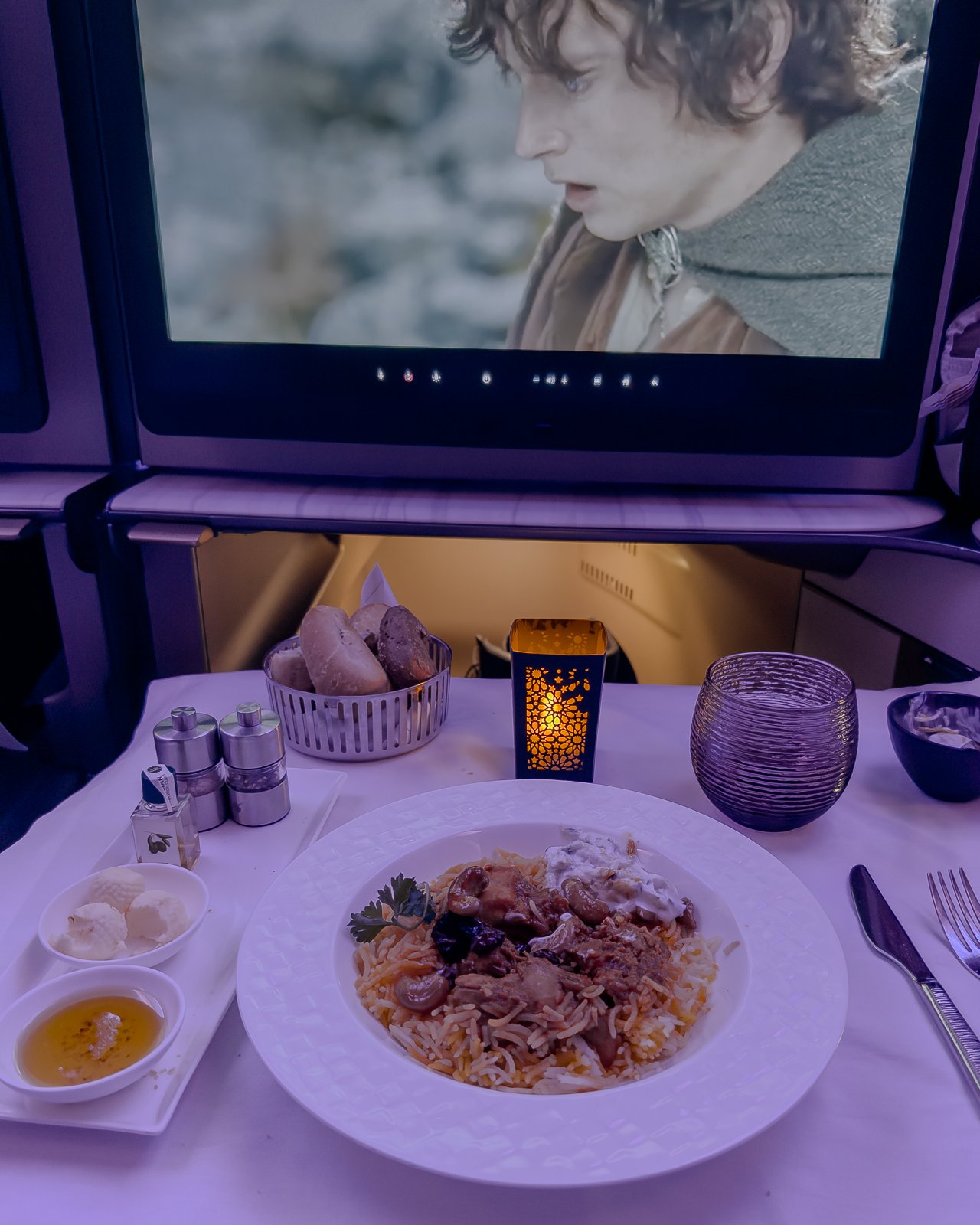 Qatar Airways Business Class Review meal service