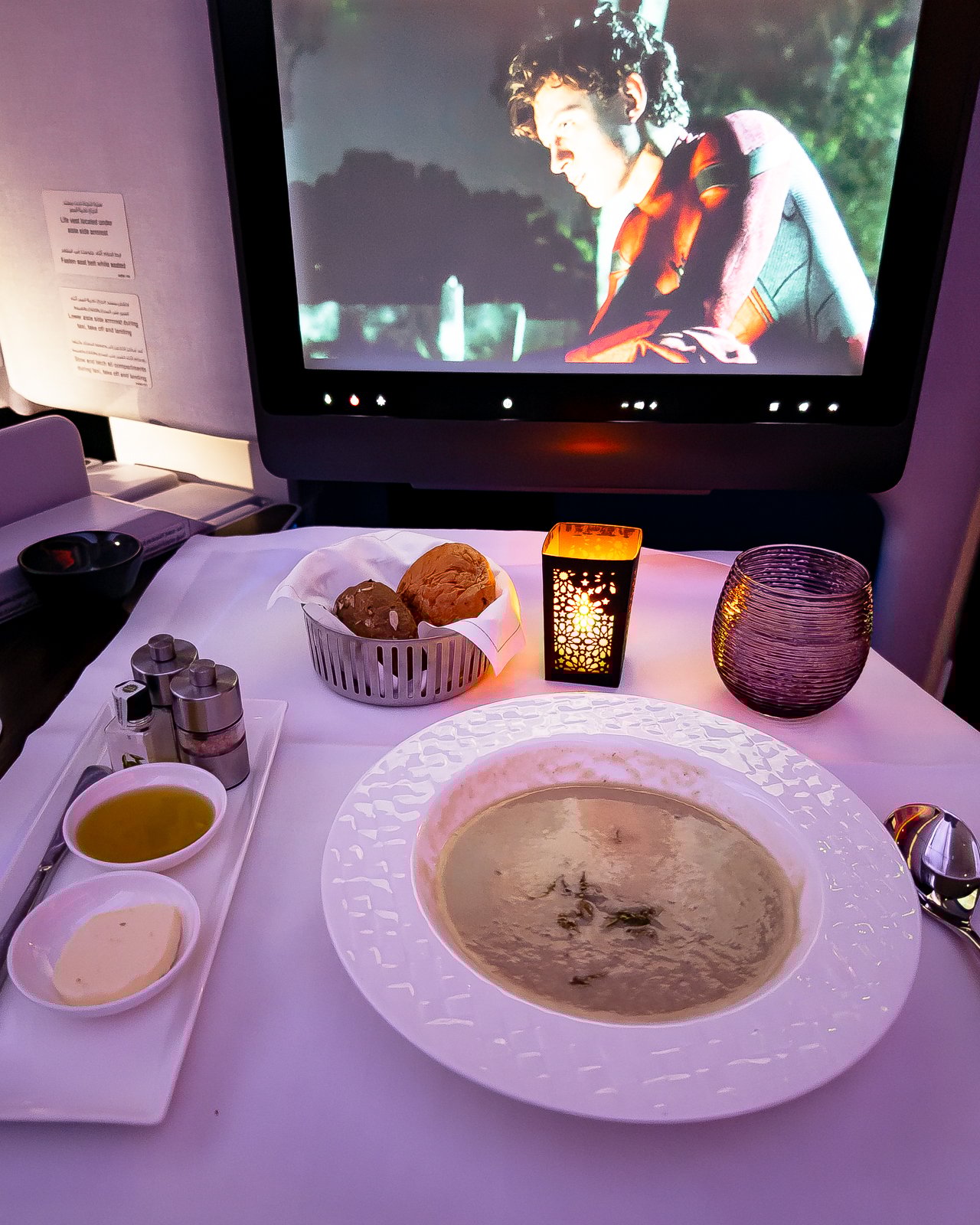 business class review qatar airways A350-900