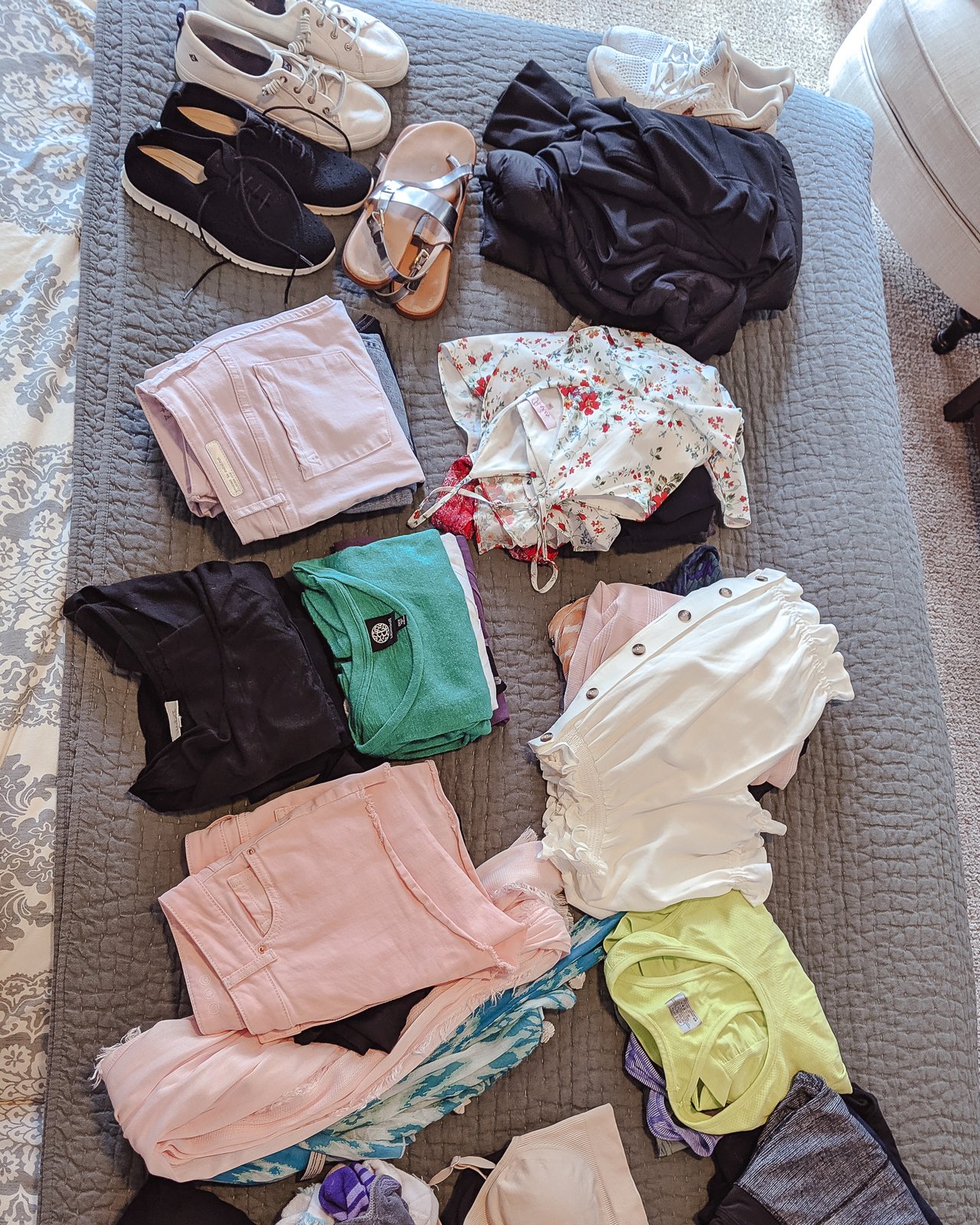 how to pack light for 2 weeks-2