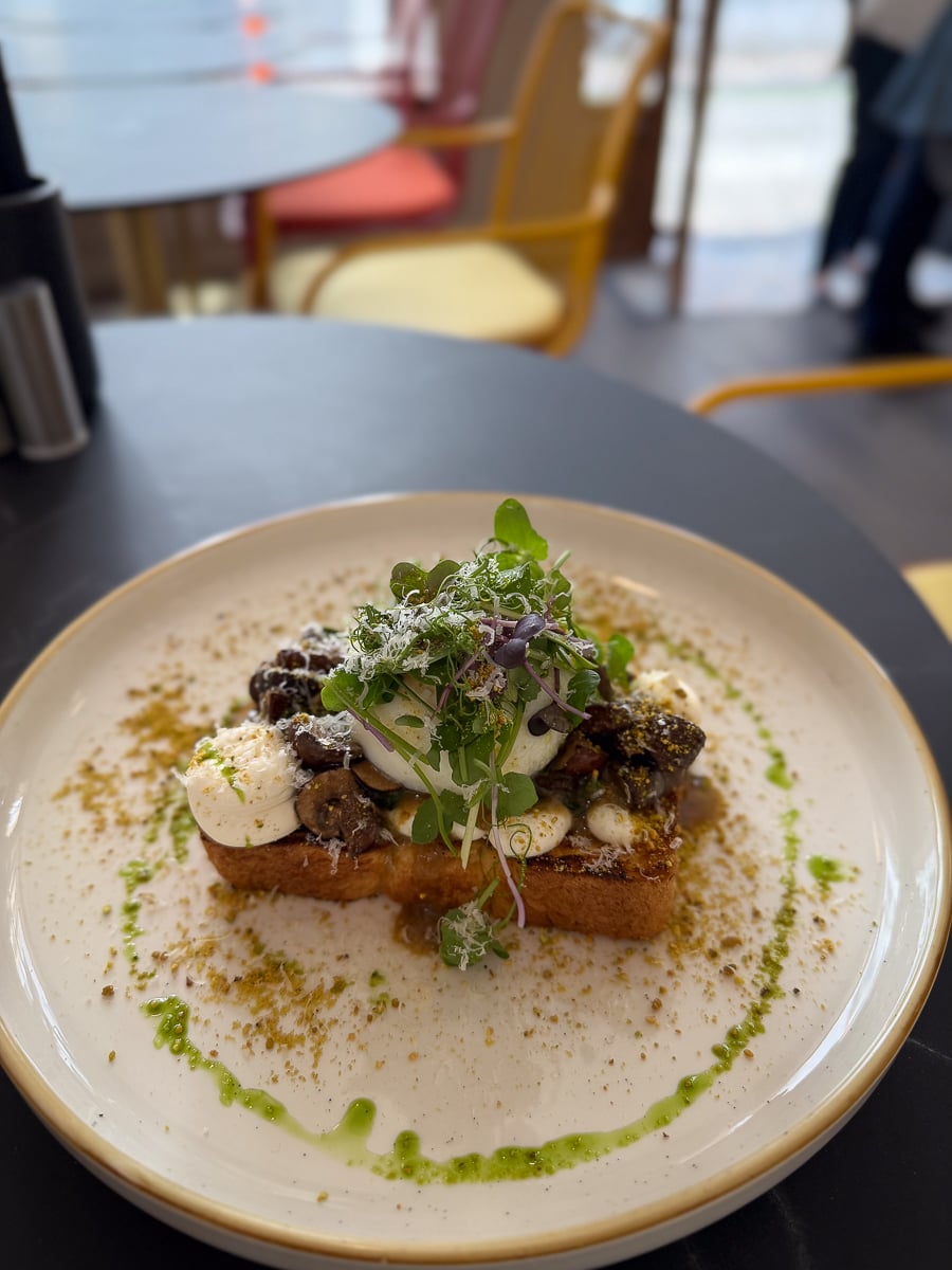 HIDE Bruges, Beligum best brunch in bruges